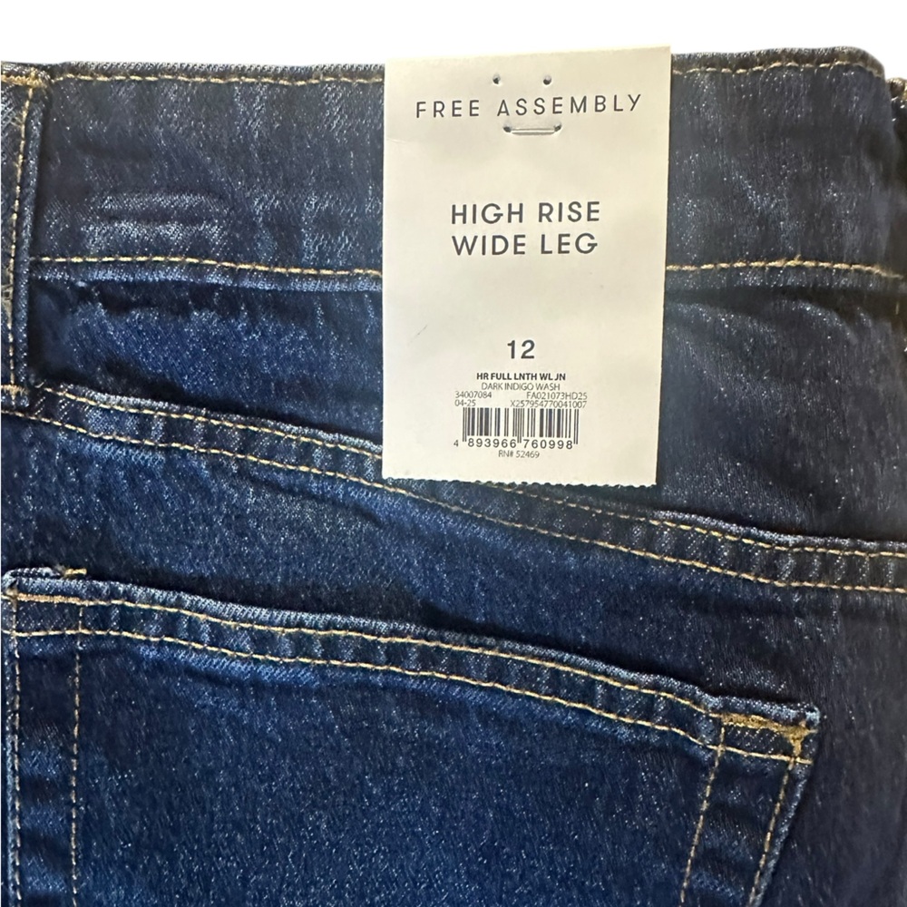 FREE ASSEMBLY High Rise wide leg stretch jeans size 12 -
32.5” inseam - NWT! - Picture 11 of 12